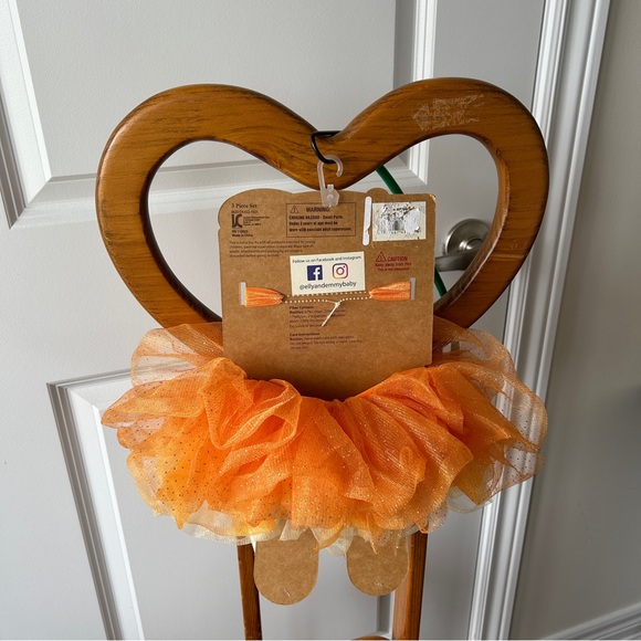 Elly & Emmy First Halloween Photo Op 3 Piece Set Orange Tutu - Picture 5 of 13